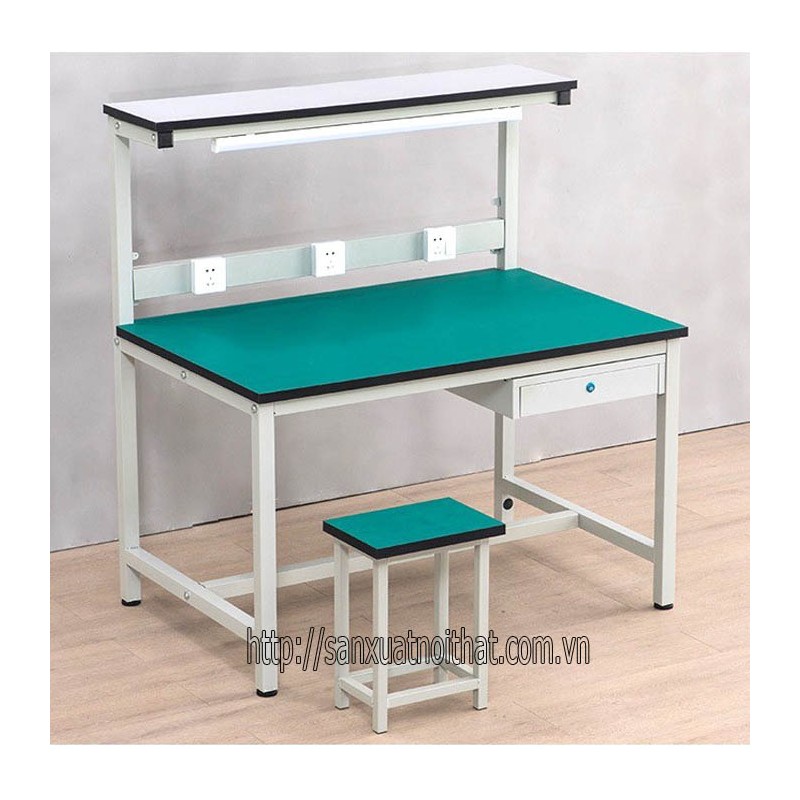 Bàn thao tác công nghiệp T905 do DoHOME sản xuất Bàn thao tác công nghiệp T905 do DoHOME sản xuất